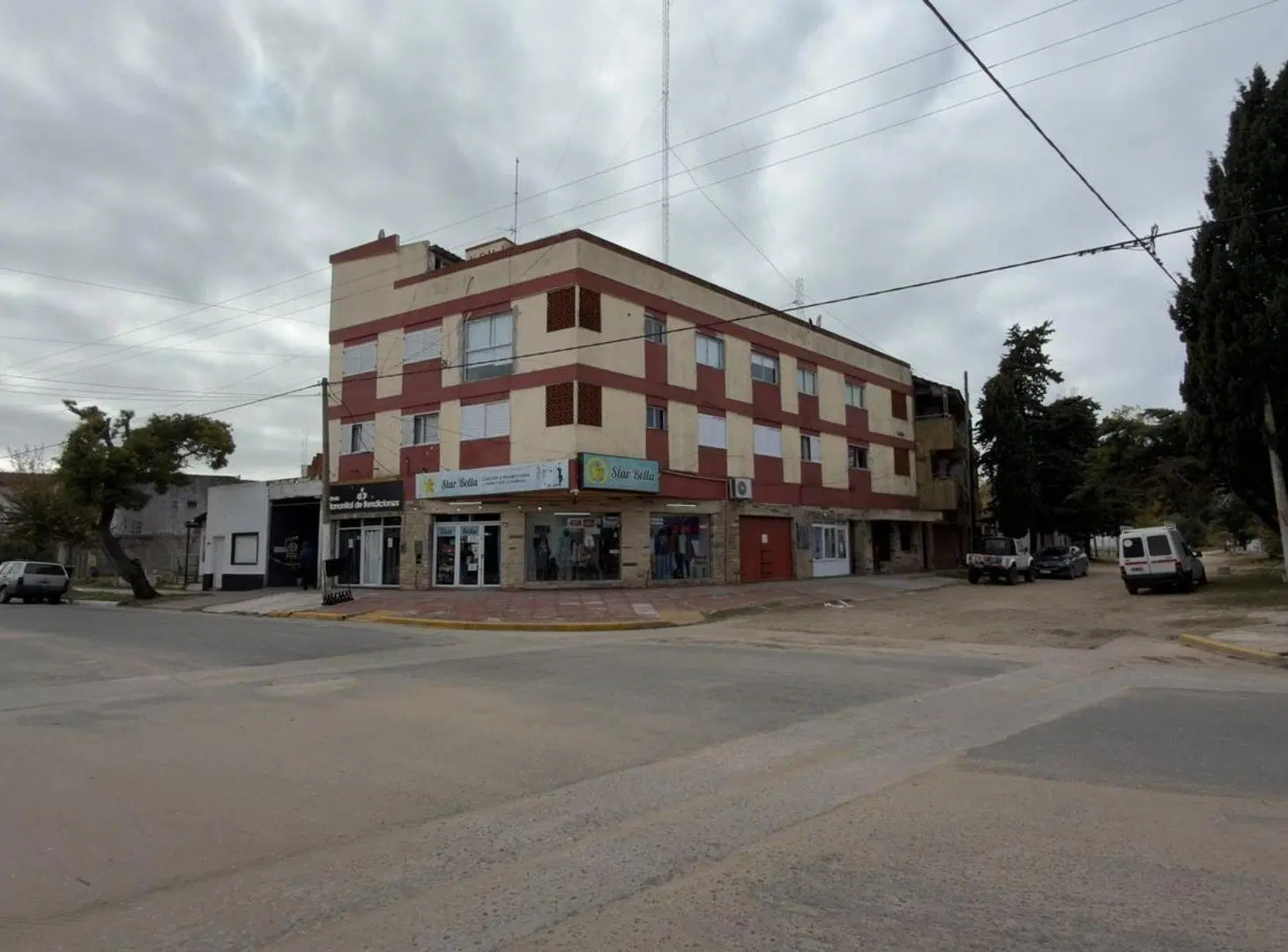 AMPLIO MONOAMBIENTE - ZONA CENTRO 4