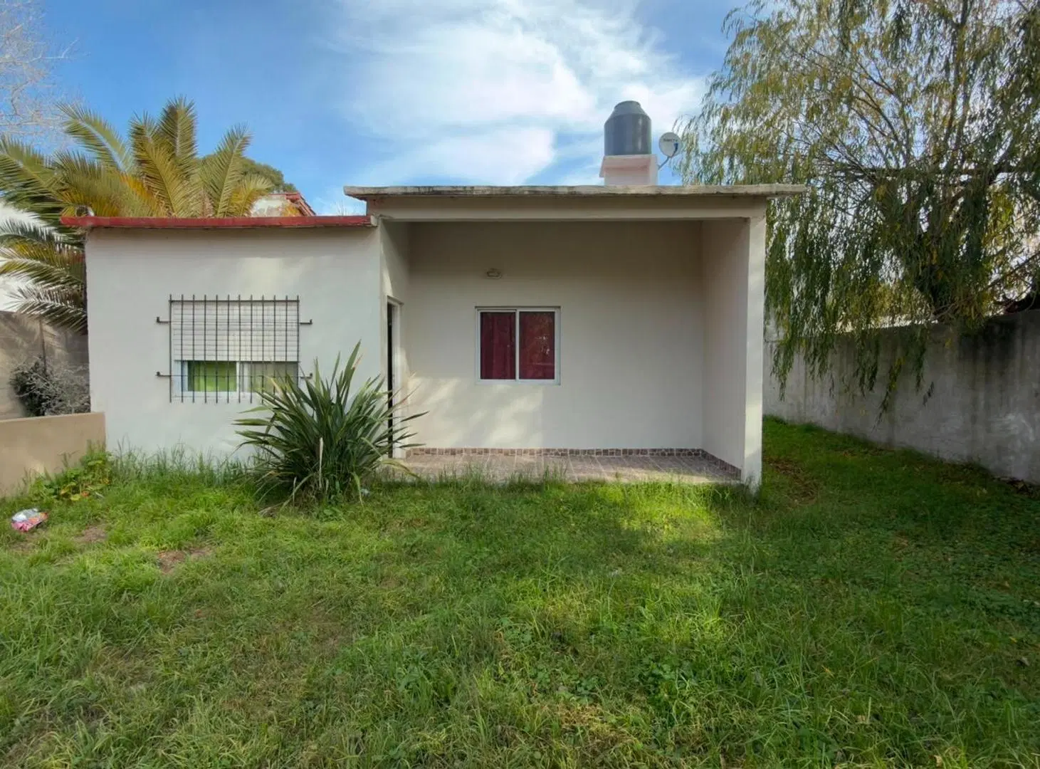CHALET ( DIVIDIDO EN 2 DPTOS ) - ZONA NORTE- OPORTUNIDAD !!! 2