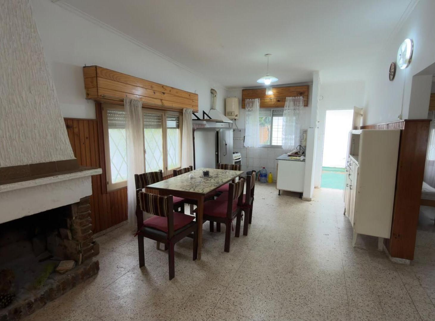 Foto de OPORTUNIDAD! CHALET 3 AMB + DPTO 2 AMB, imagen 4