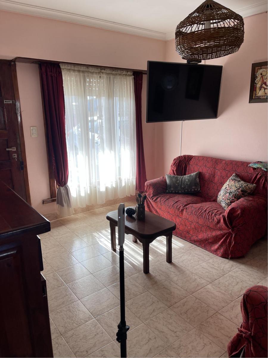 Foto de casa dos dormitorios y quincho sobre terreno de 400m2, imagen 2