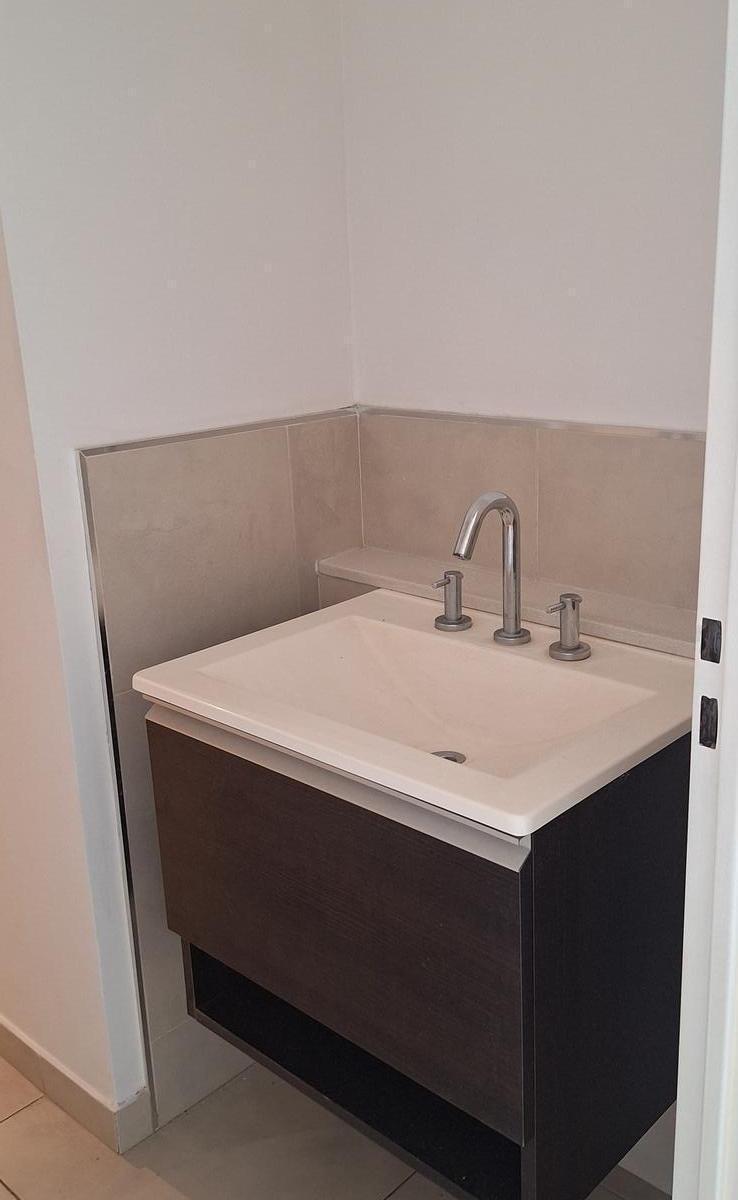 Departamento en Venta / 2 Dorm. / Planta Baja / con Lavadero 5