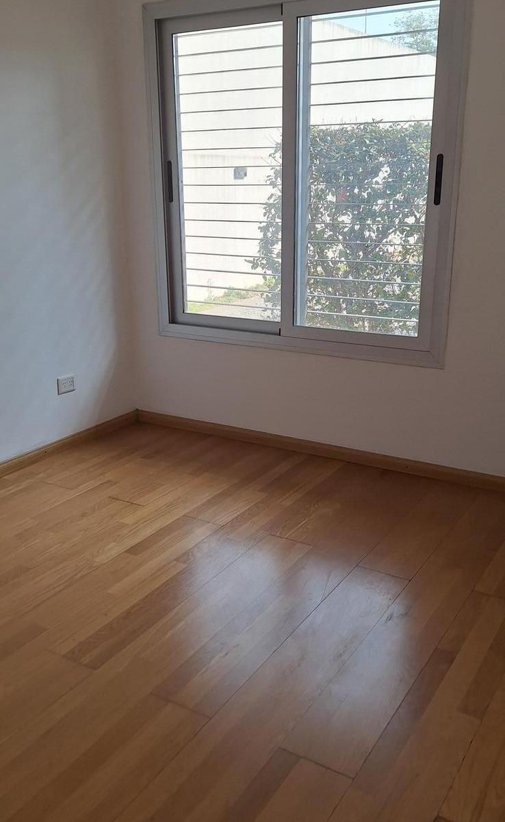 Departamento en Venta / 2 Dorm. / Planta Baja / con Lavadero 4