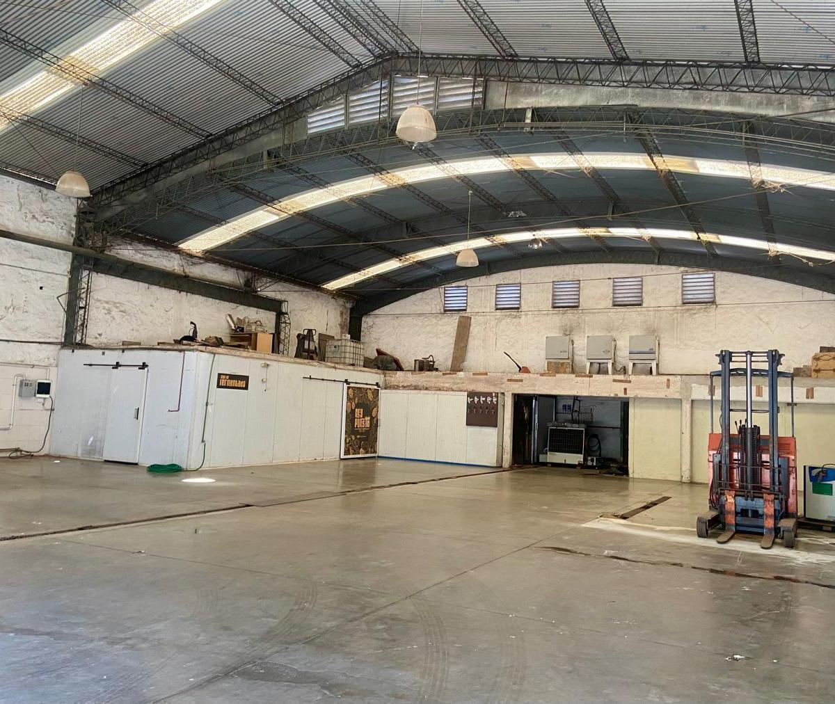 GALPON DEPOSITO EN VENTA MORENO CENTRO