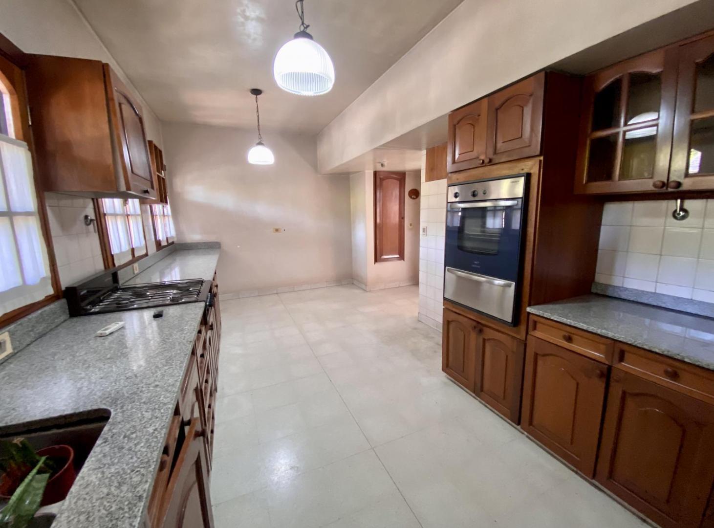 Foto de Casa en Alquiler en Moreno Uso comercial, imagen 1