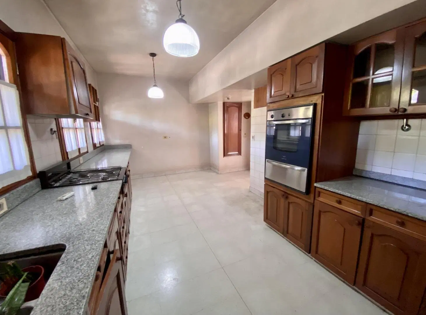 Casa en Alquiler en Moreno Uso comercial 1