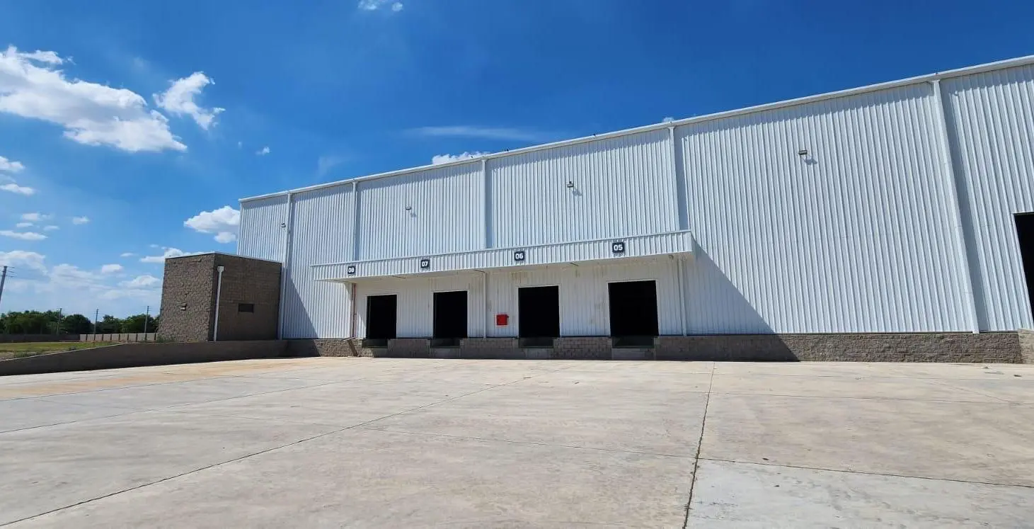 NAVE INDUSTRIAL EN ALQUILER 2