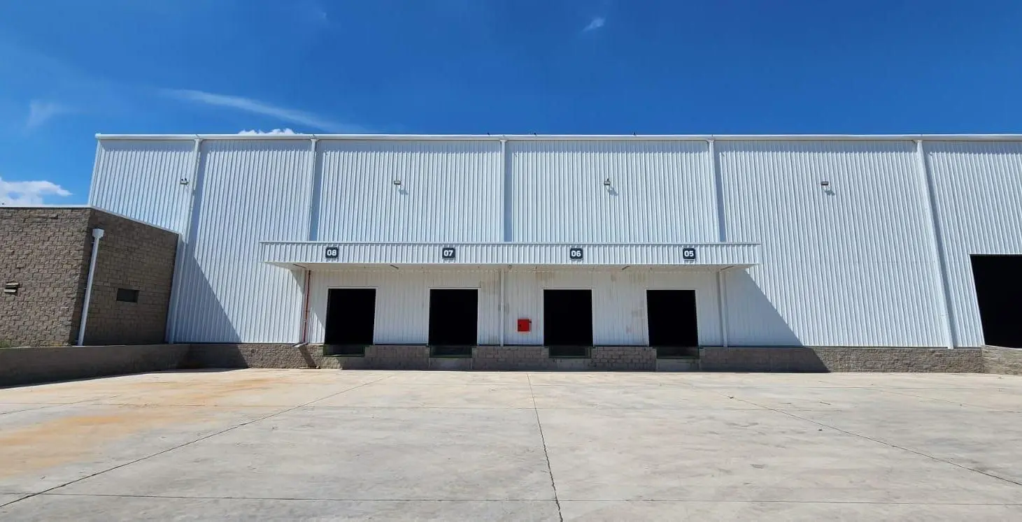 NAVE INDUSTRIAL EN ALQUILER 4