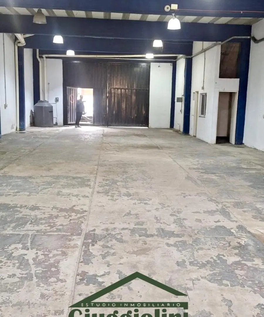 ALQUILER GALPON - DEPOSITO. 400 METROS PASO DEL REY. 4