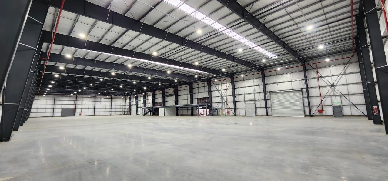 Foto de NAVE INDUSTRIAL EN ALQUILER 3920 m2, imagen 2