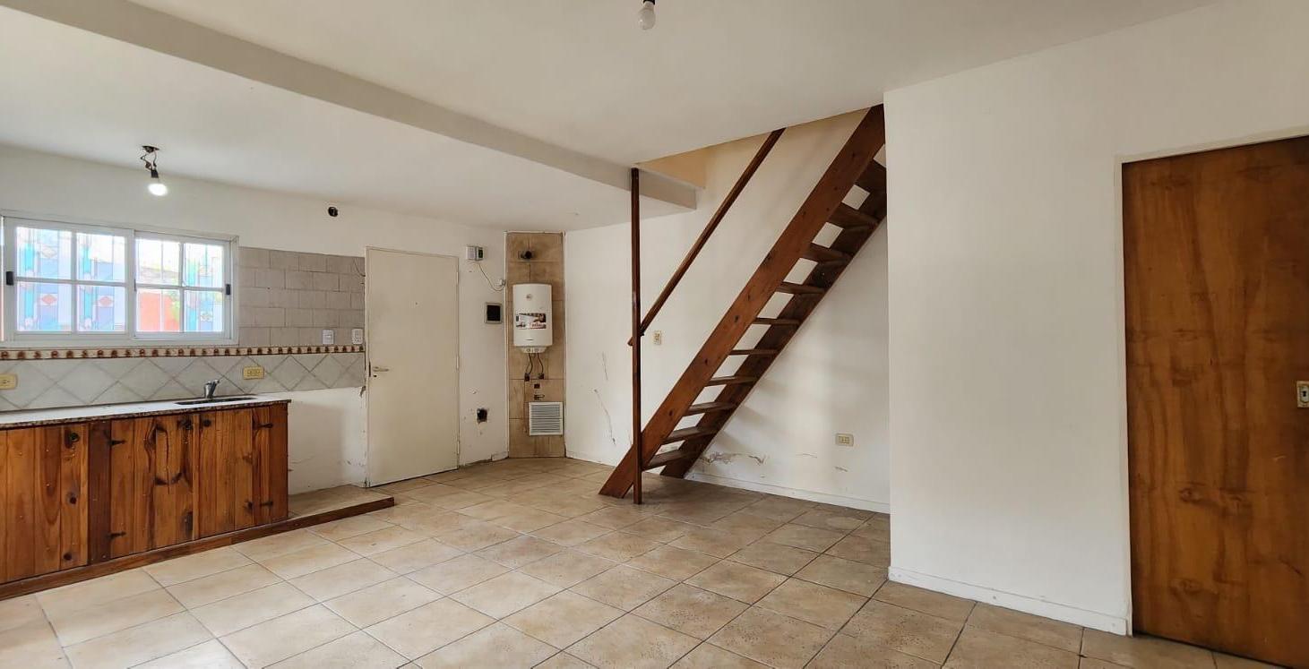 Foto de DUPLEX 3 AMBIENTES CON COCHERA EN VENTA, imagen 4