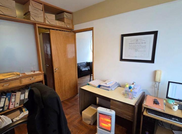 Foto de Oficina con vista a Plaza Rivadavia, imagen 4