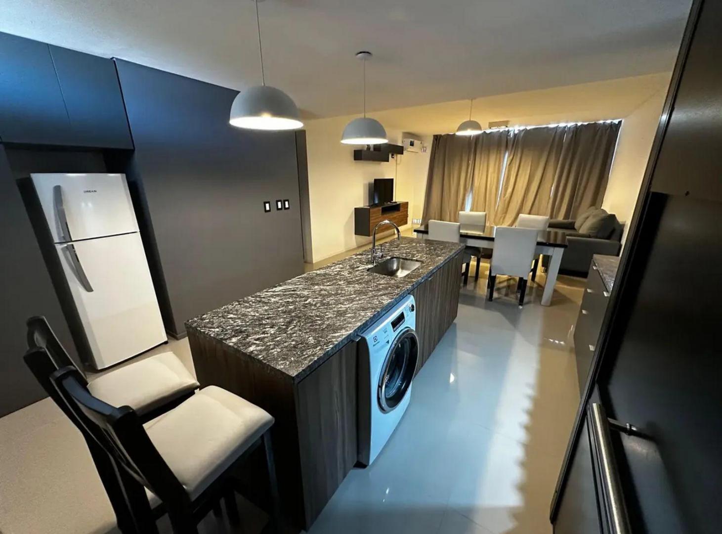 Foto de Departamento En Alquiler Monte Hermoso 2 Dormitorios Cochera Y Pileta, imagen 2