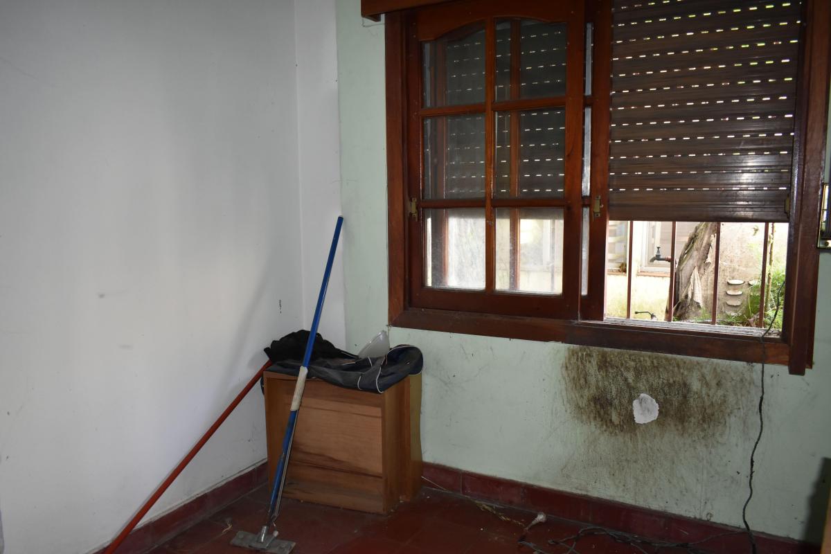 CASA 3 AMB. C/ TERRENO