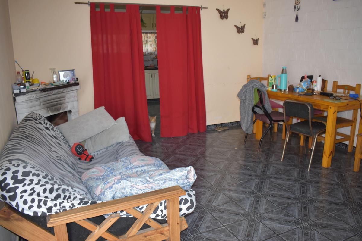 VIVIENDA 4 AMB. C/ LOCAL Y GARAJE