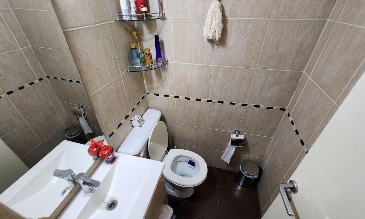 Impecable Duplex 3 Amb. C/ Cochera y Patio 2