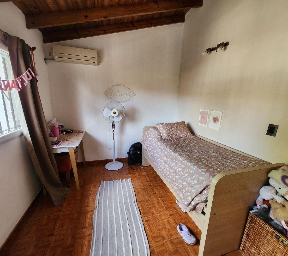 Foto de CHALET 5 AMB. EN DOS PLANTAS, imagen 4