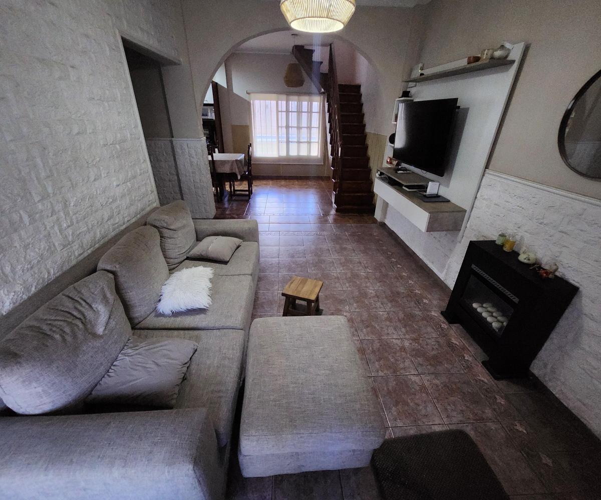 Foto de CHALET 5 AMB. EN DOS PLANTAS, imagen 2