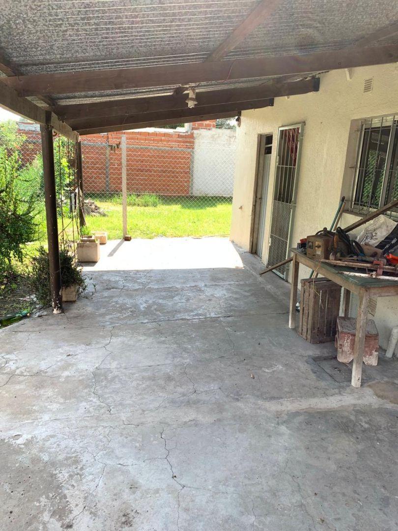 Venta de Casa 3 Dorm., La Plata 2
