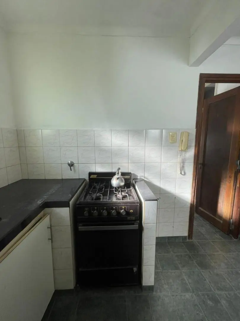 Alquiler de Departamento 1 Dormitorio, La Plata 2