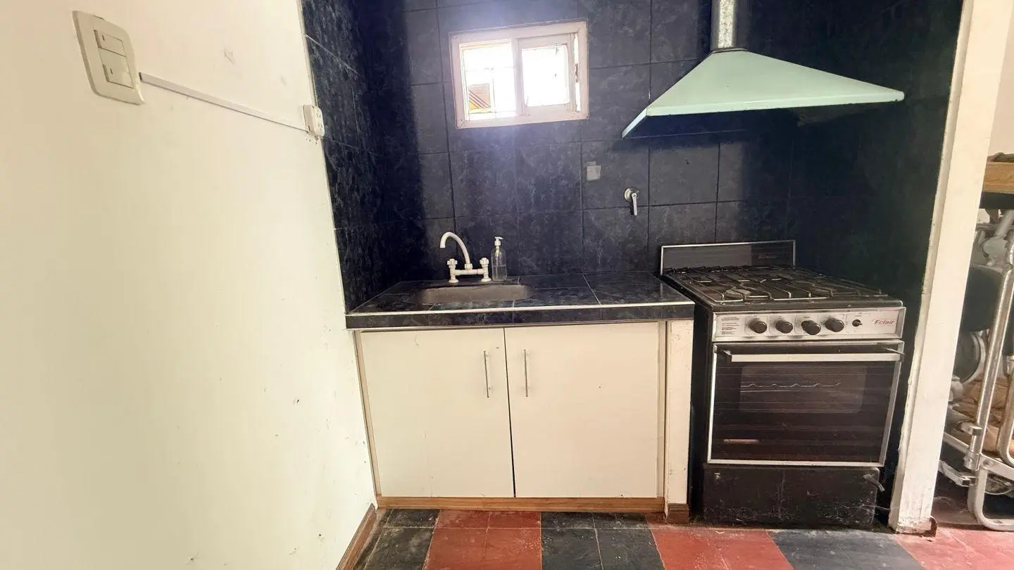 Alquiler de Departamento 1 Dormitorio, Los Hornos 5