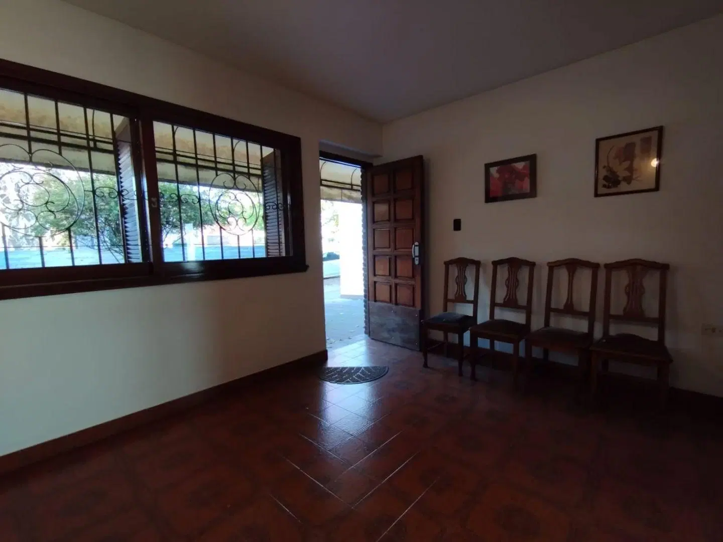 Venta de Casa de 3 Dormitorios, en La Plata 5