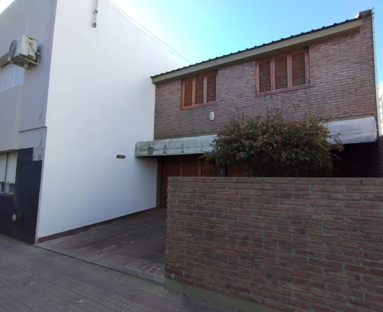 Venta de Casa de 3 Dormitorios, en La Plata 4
