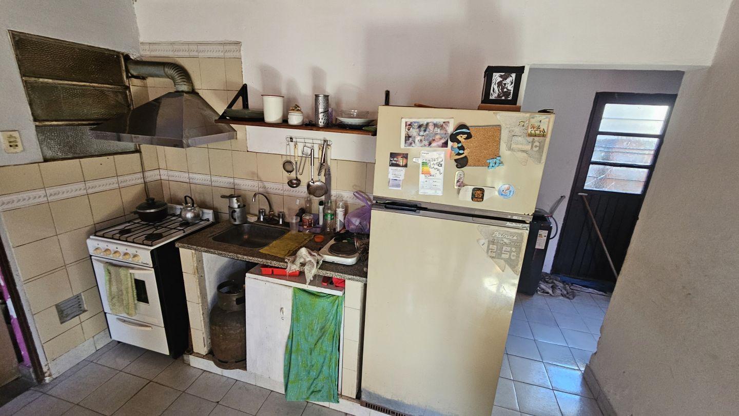 Foto de PH en venta de dos dormitorios, Los Hornos, La Plata., imagen 5