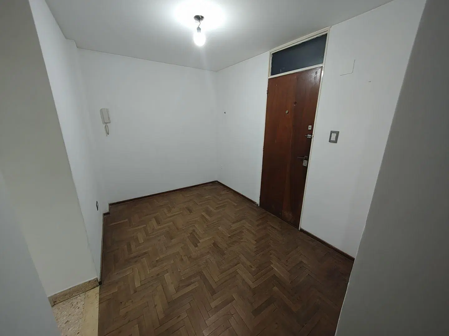 Alquiler de Departamento 1 Dormitorio, en La Plata 2