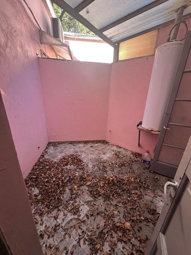 Foto de Venta de PH tipo casa de 2 Dormitorios y cochera en La Plata, imagen 5