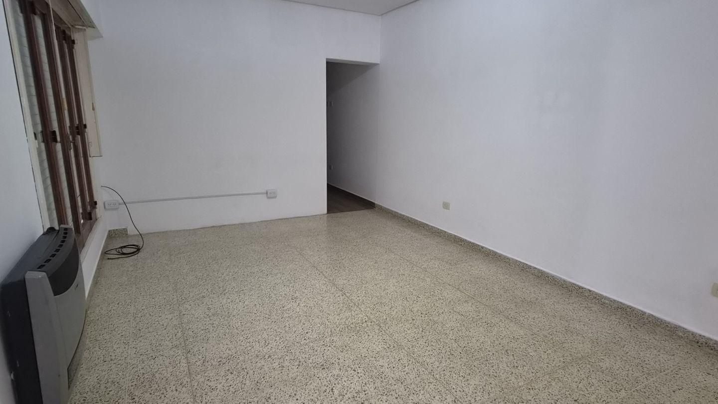 Foto de Alquiler Casa 3 dormitorios en Meridiano V, La Plata., imagen 1