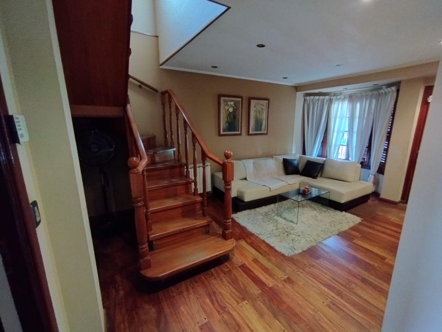 Foto de Venta de Casa 3 dormitorios en Tolosa, La Plata, imagen 2