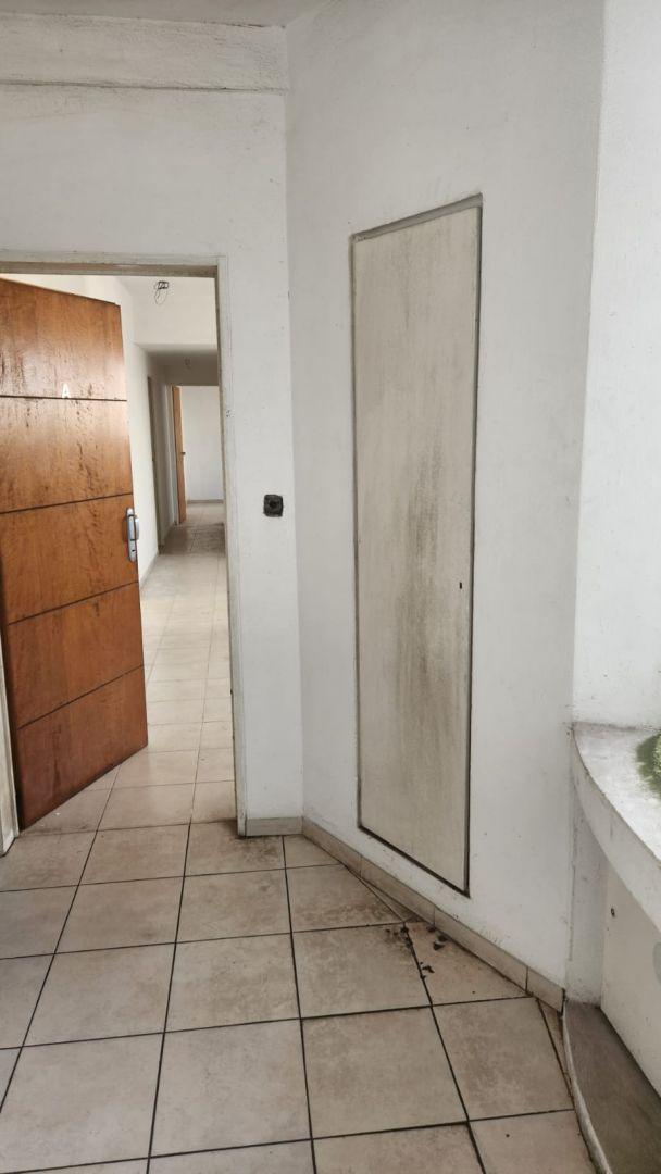 Foto de Venta de Departamento en Diagonal 79 y 56 de 2 Dormitorios a REFACCIONAR, imagen 4