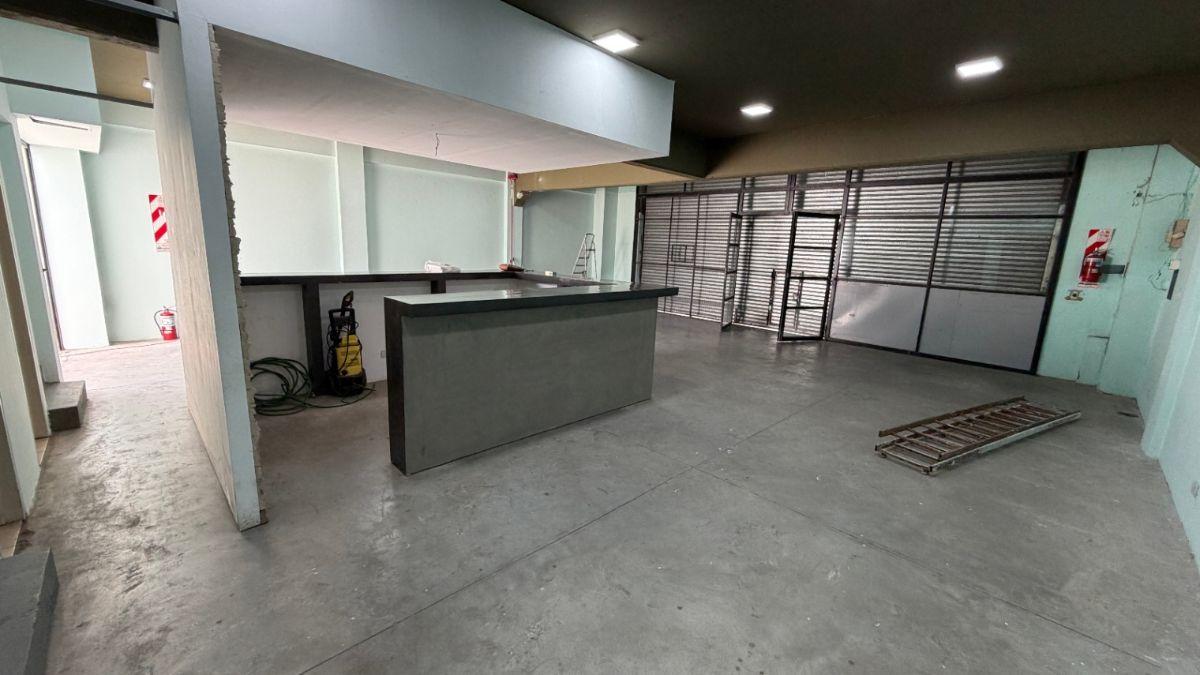 Foto de Local comercial en alquiler ubicado en Moreno, imagen 3
