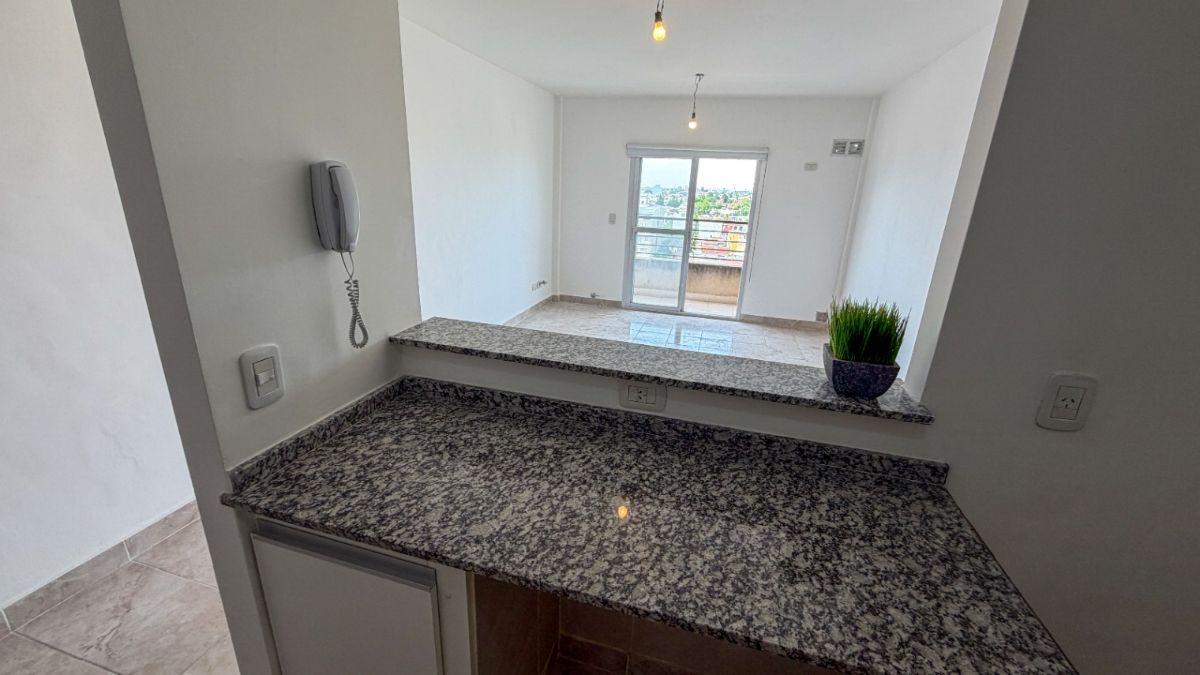 Foto de Departamento en alquiler en Martín Coronado, imagen 2