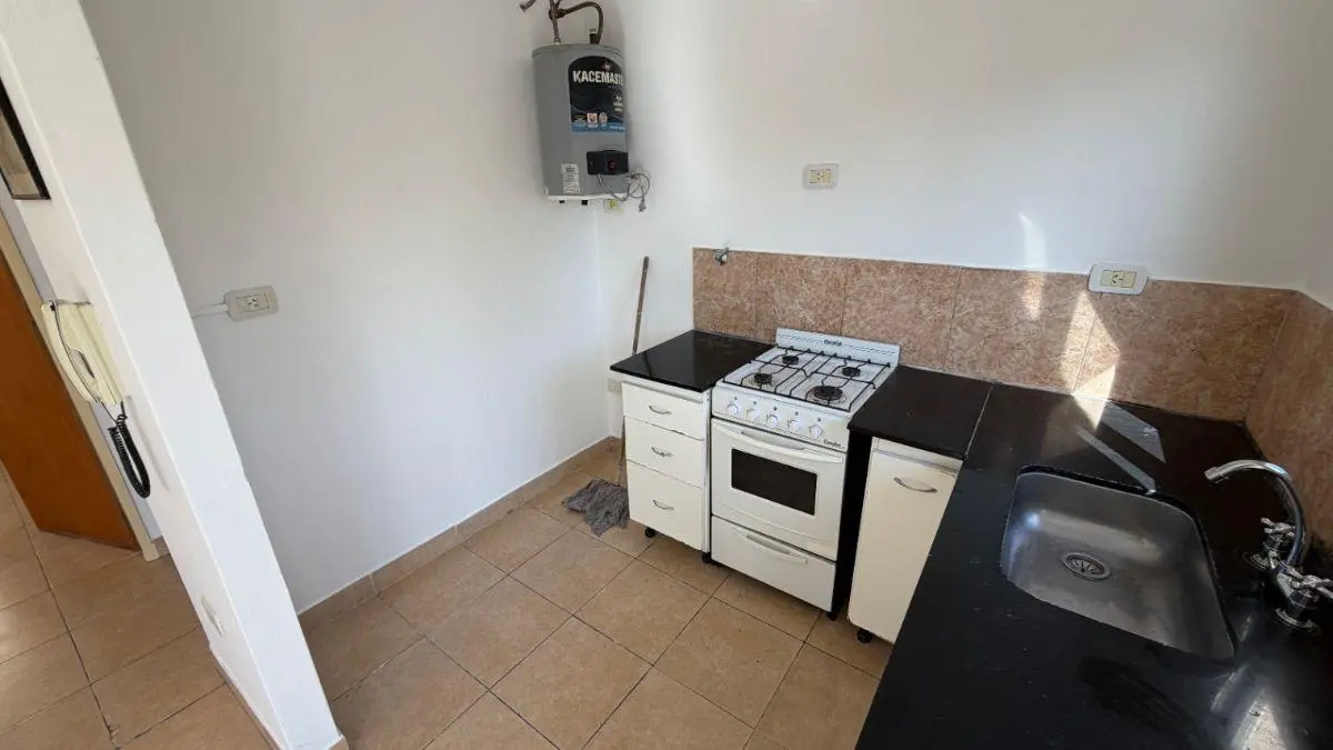 Departamento en alquiler de 1 dormitorio en Ciudad Jardín Lomas del Palomar 2