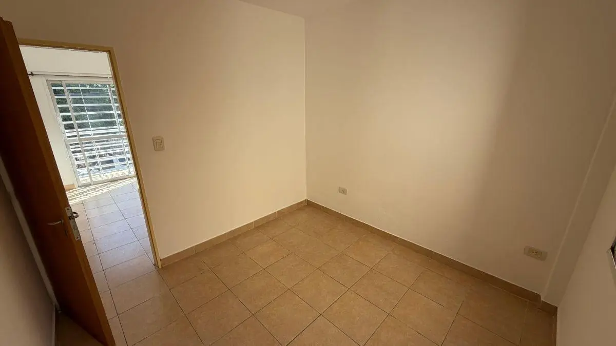 Departamento en alquiler de 1 dormitorio en Ciudad Jardín Lomas del Palomar 1