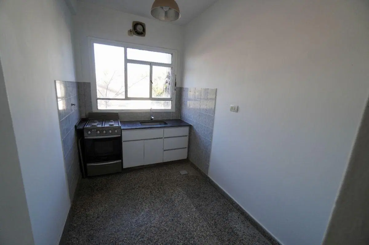Departamento en alquiler en Ciudad Jardín Lomas del Palomar 4