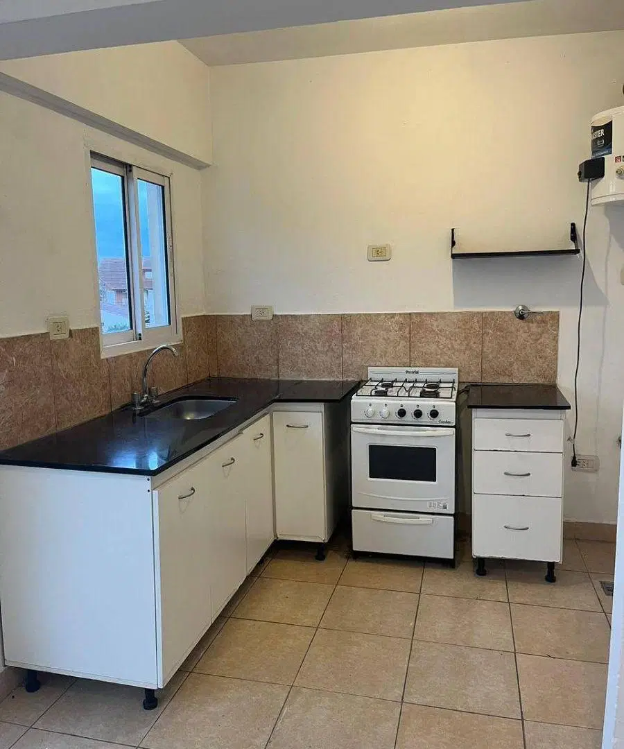 Departamento en alquiler en Ciudad Jardín Lomas del Palomar 2