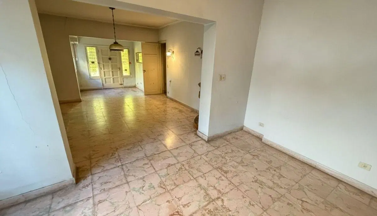Casa en venta c/ cochera en Ciudad Jardín Lomas del Palomar 1