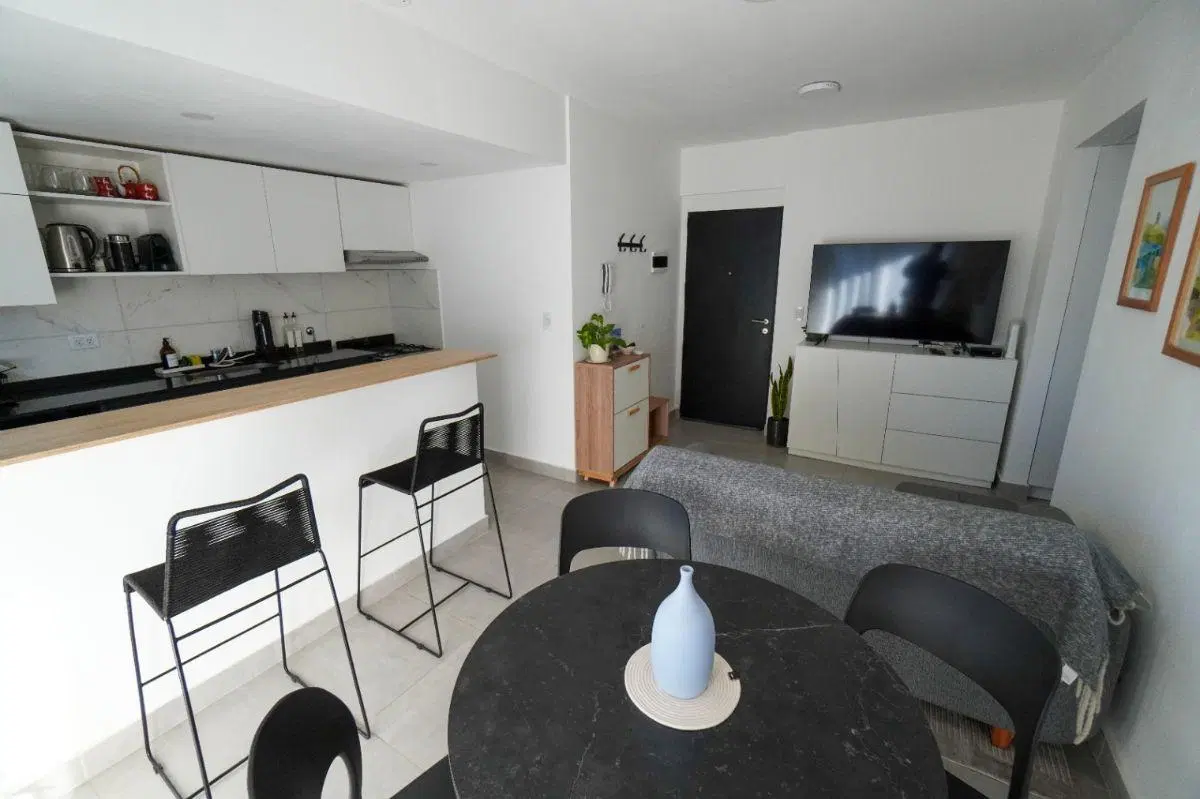Departamento en venta en Caseros 5