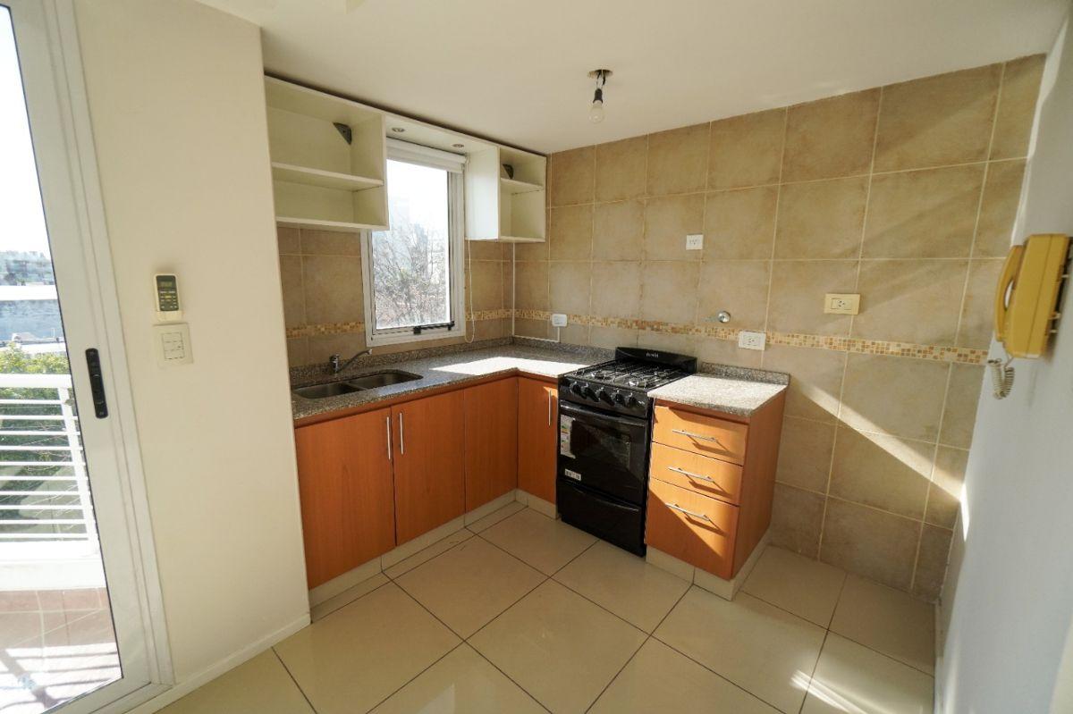 Foto de Departamento en alquiler en Haedo, imagen 4
