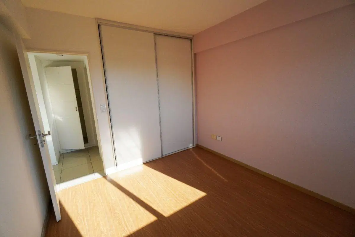 Departamento en alquiler en Haedo 3