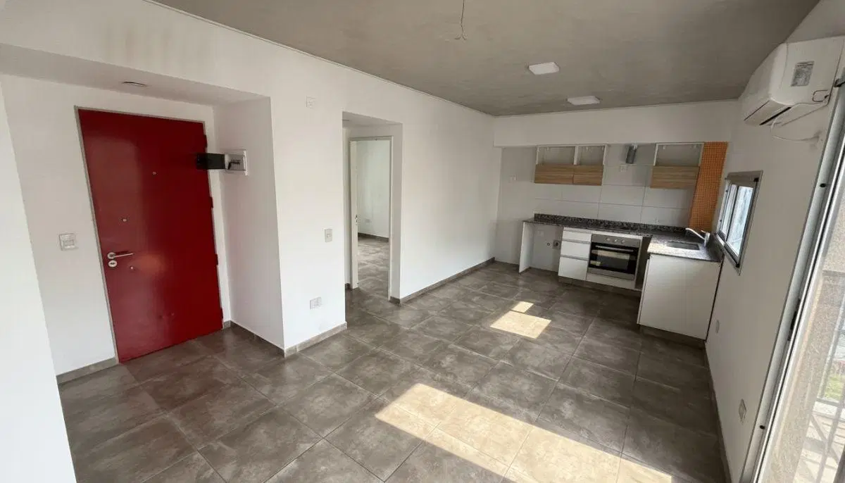 Departamento en alquiler c/cochera en Martín Coronado 2