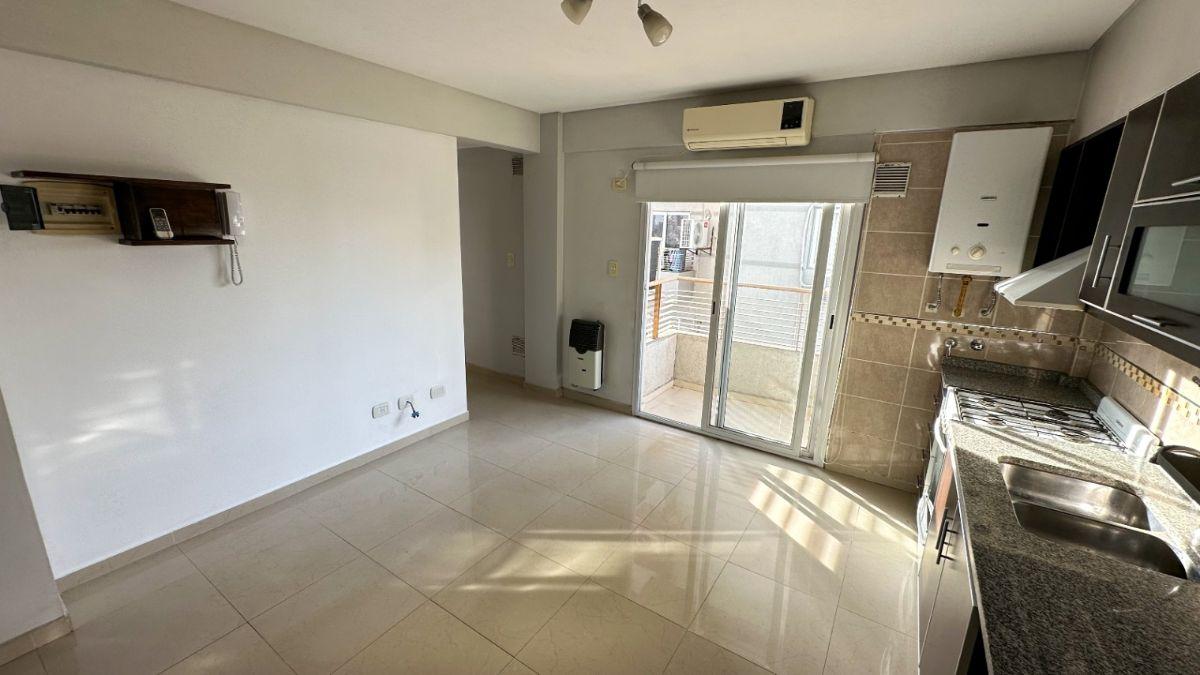 Foto de Departamento en alquiler en Caseros, imagen 4