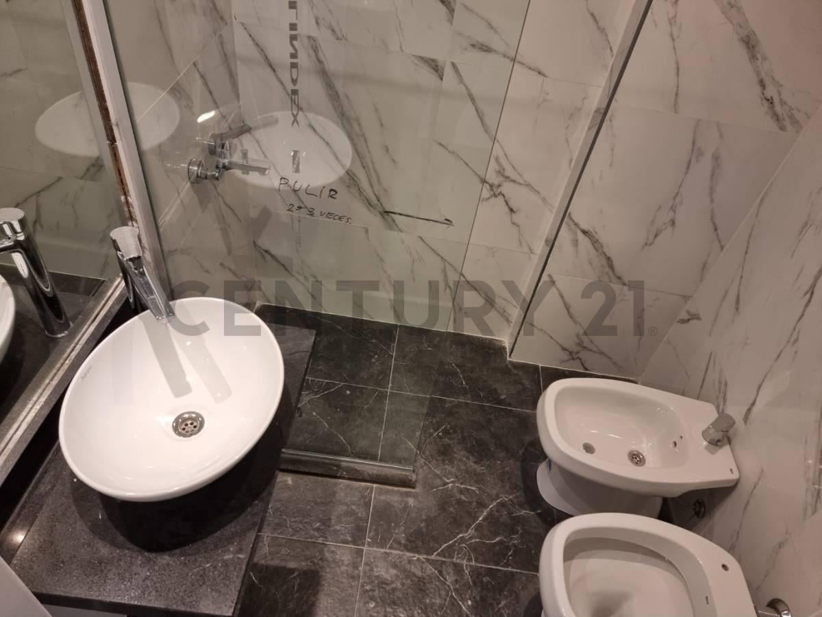 Foto de VENTA DEPARTAMENTO 2 AMBIENTES EN MONSERRAT CON TODOS LOS AM, imagen 4