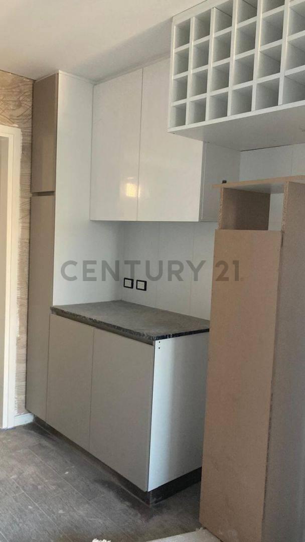 Venta Departamento 4 Ambientes Duplex con Balcon Parrilla en 4
