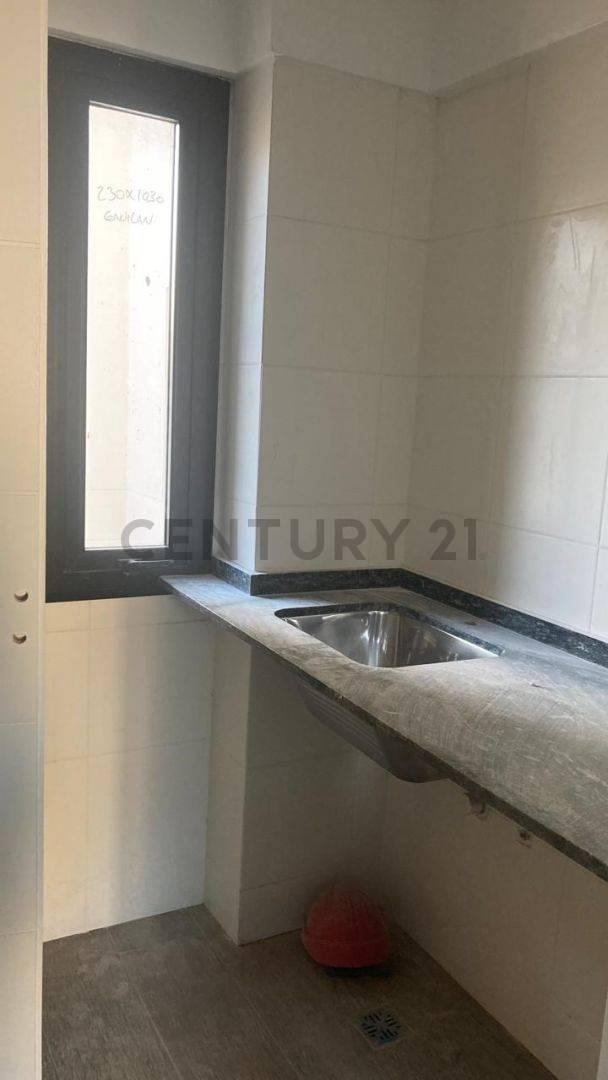 Venta Departamento 4 Ambientes Duplex con Balcon Parrilla en 2