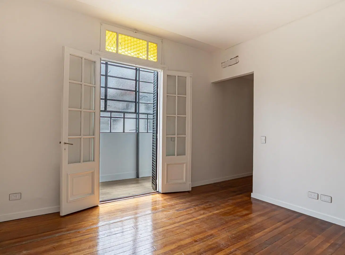 VENTA PH 4 AMBIENTES CON DEPENDENCIA TERRAZA Y PARRILLA EN CABALLITO 2