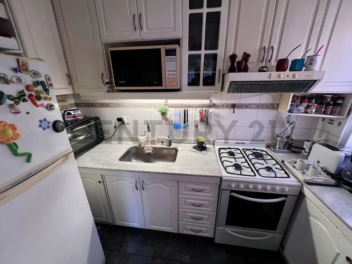 Impecable Dúplex con 2 Cocheras, Patio y Parrilla! Muy Luminoso y Listo para Mudarse 4