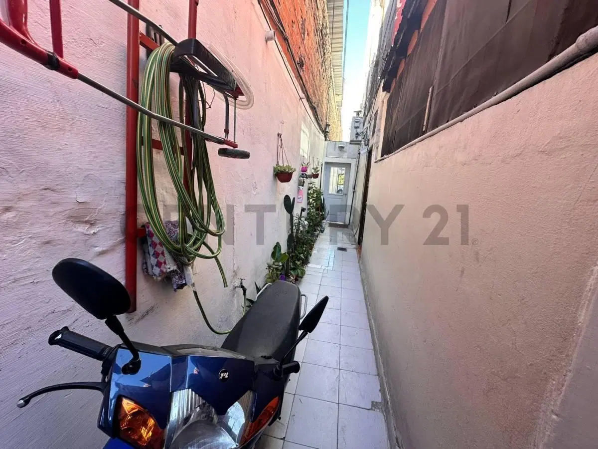 Ph de tres ambientes en venta en Ciudadela 5